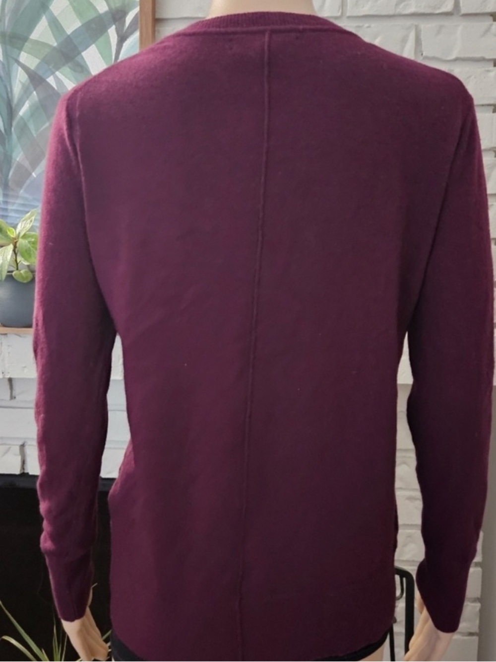 Banana republic merino wool Crewneck Women's Sweater top Burgundy size small - Picture 6 of 12